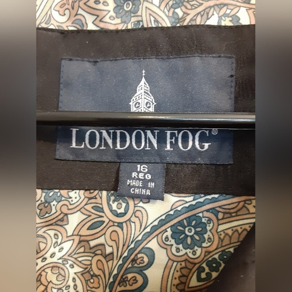 London Fog Women's Size 16 Plus Size Coat - Picture 3 of 8